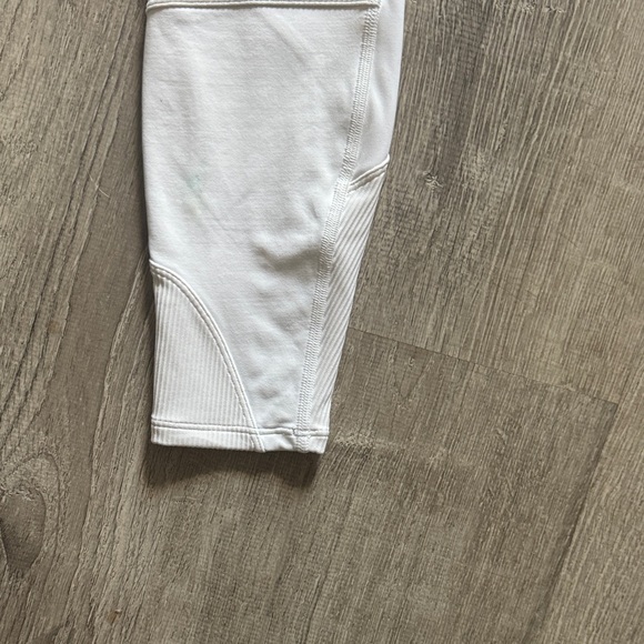 Lululemon Women's White High-Waisted Leggings - Picture 7 of 10